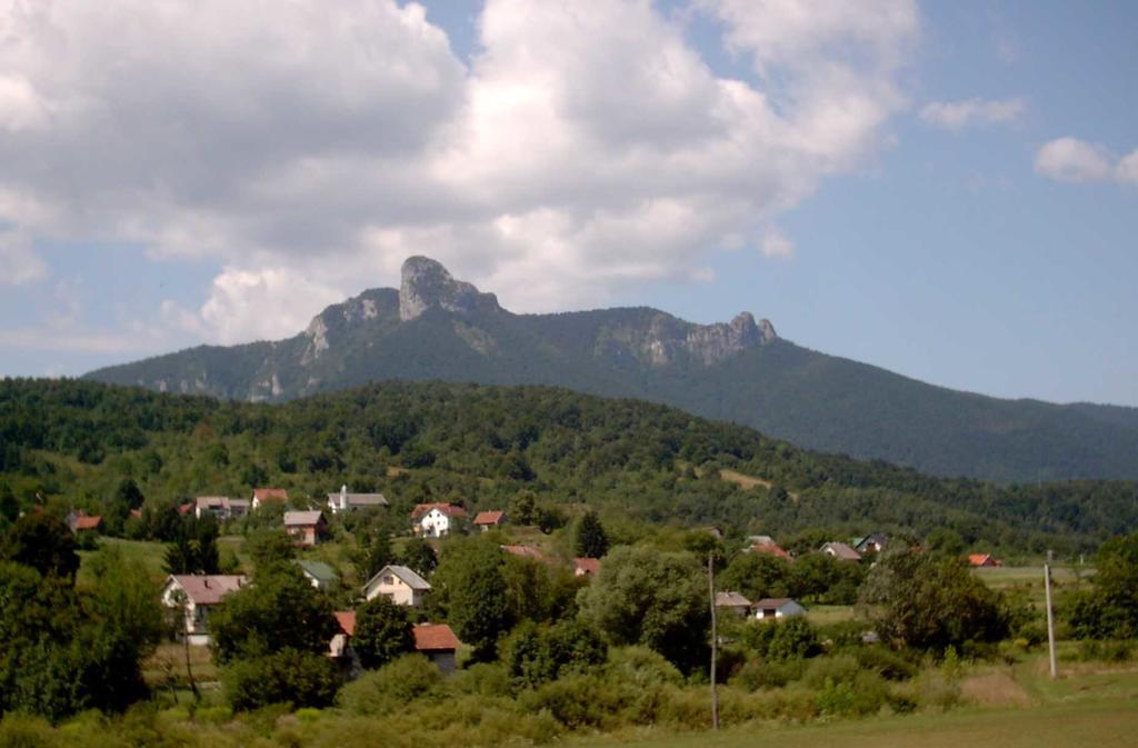 Apartman Belin Ogulin Exterior foto
