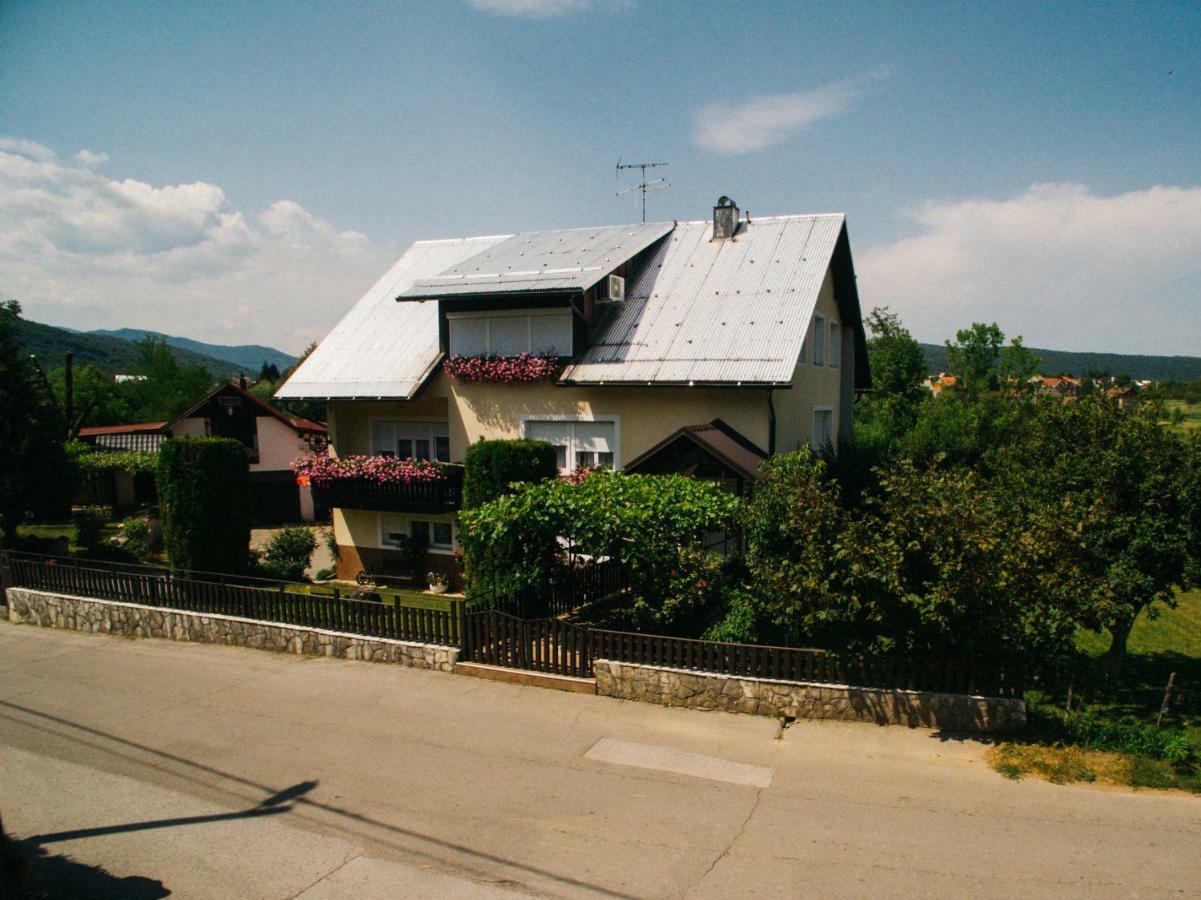Apartman Belin Ogulin Exterior foto